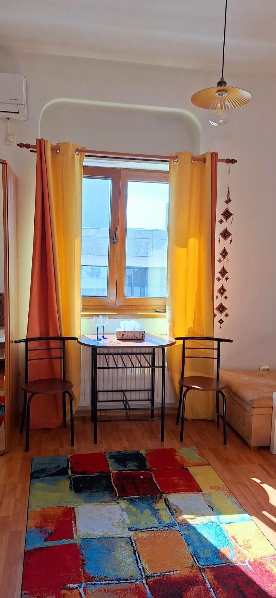 Super Central - Lovely One-Bedroom Apartment On Victoriei Avenue Bukurešť Exteriér fotografie